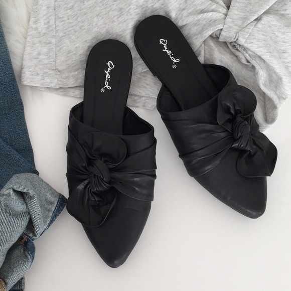 💫HP NWOT Black leather Qupid slip ons size7.5 - Picture 5 of 5